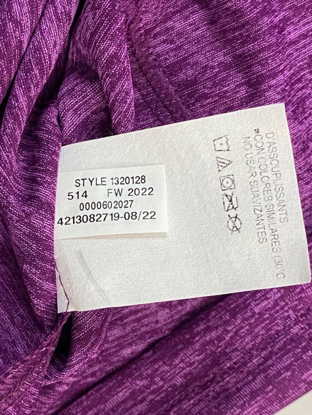 Under Armour Women Small HeatGear 1/4 Zip Pullover Purple Activewear - Picture 9 of 10